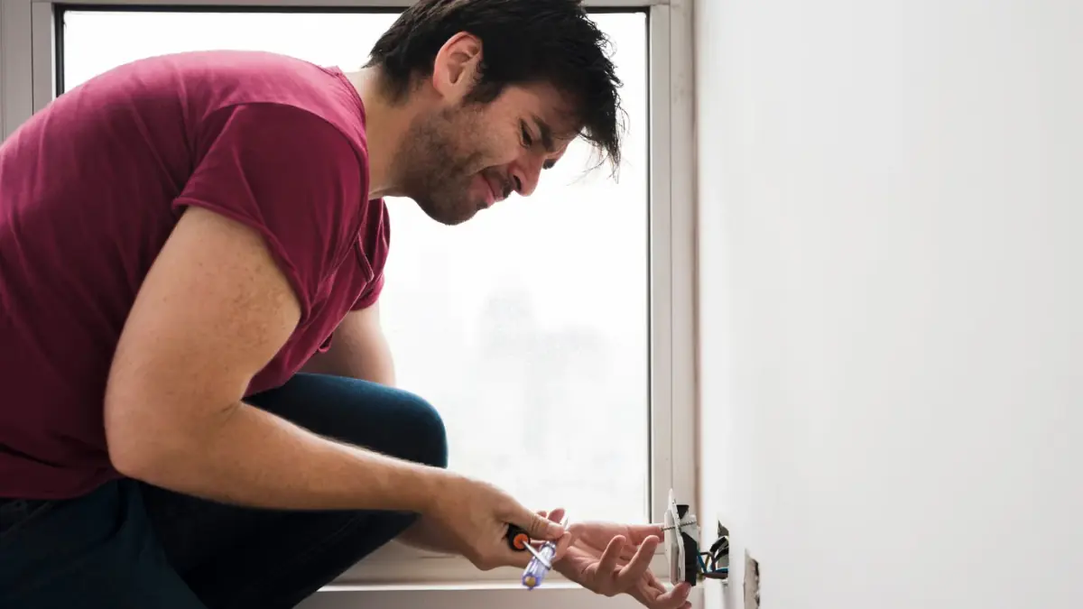 How to Seal Air Leaks Around Windows and Doors